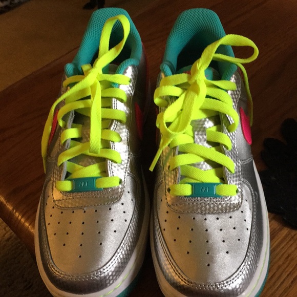 Nike Shoes - Nike Air Max